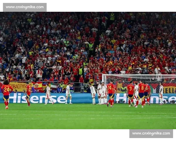 弗洛伦萨对阵亚特兰大强强对话决定欧战格局之夜意甲焦点大战前瞻解析